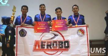 Read more about the article Mahasiswa Elektro UMS Sabet Juara 3 dan Best Pilot dalam Kompetisi 3D Aeromodelling di Bandung