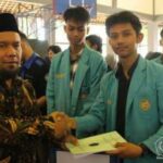 Read more about the article Wakil Rektor Bidang III UMS Lantik Pengurus dari 27 UKM