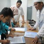 Read more about the article Lewat Dana Alumni, UMS Berikan Beasiswa Penulisan Tugas Akhir kepada Mahasiswa