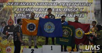 Read more about the article Tapak Suci UMS Boyong 3 Medali di Kejurnas Pencak Silat UPN Yogyakarta