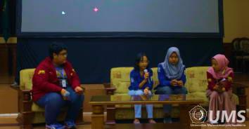 Read more about the article Apresiasi Karya Film melalui Kinema Kine Club UMS