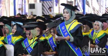 Read more about the article UMS Kembali Mewisuda 2.411 Lulusannya, Rektor Berpesan Alumni Tidak Korupsi