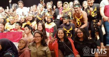 Read more about the article Mahasiswa Double Degree UMS Turut Meriahkan International Culture Night Event di NDHU Taiwan
