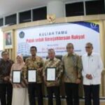 Read more about the article Ajak Masyarakat Sadar Bayar Pajak, Dirjen Pajak Beri Kuliah Umum di UMS