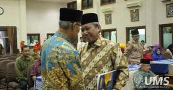 Read more about the article Rektor : Jalan Terang Universitas Muhammadiyah Surakarta Menuju World Class University