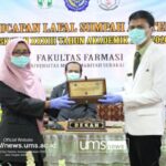 Read more about the article 106 Apoteker Baru Lulusan UMS Lakukan Sumpah Profesi. Rektor Minta Mereka Mengabdi di Kawasan Perbatasan Indonesia
