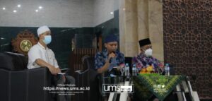 Read more about the article Tabligh Akbar Ramadhan UMS. Busro Muqoddas Sampaikan Tiga Pesan KH. Ahmad Dahlan