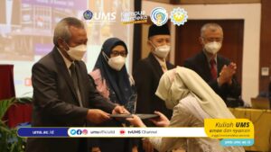 Read more about the article 142 Sumpahwan Ikuti Upacara Sumpah Profesi Fisioterapis,  Rektor UMS: Bekali Lulusan UMS dengan IPTEK dan Nilai Keagamaan