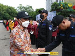 Read more about the article Rektor UMS Sampaikan Kesiapan Muktamar 48 di Apel Siaga