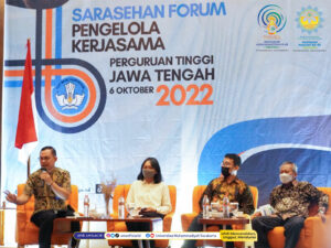 Read more about the article LLDIKTI Wilayah VI Gandeng UMS Adakan Sarasehan Forum Pengelola Kerjasama Perguruan Tinggi Jawa Tengah