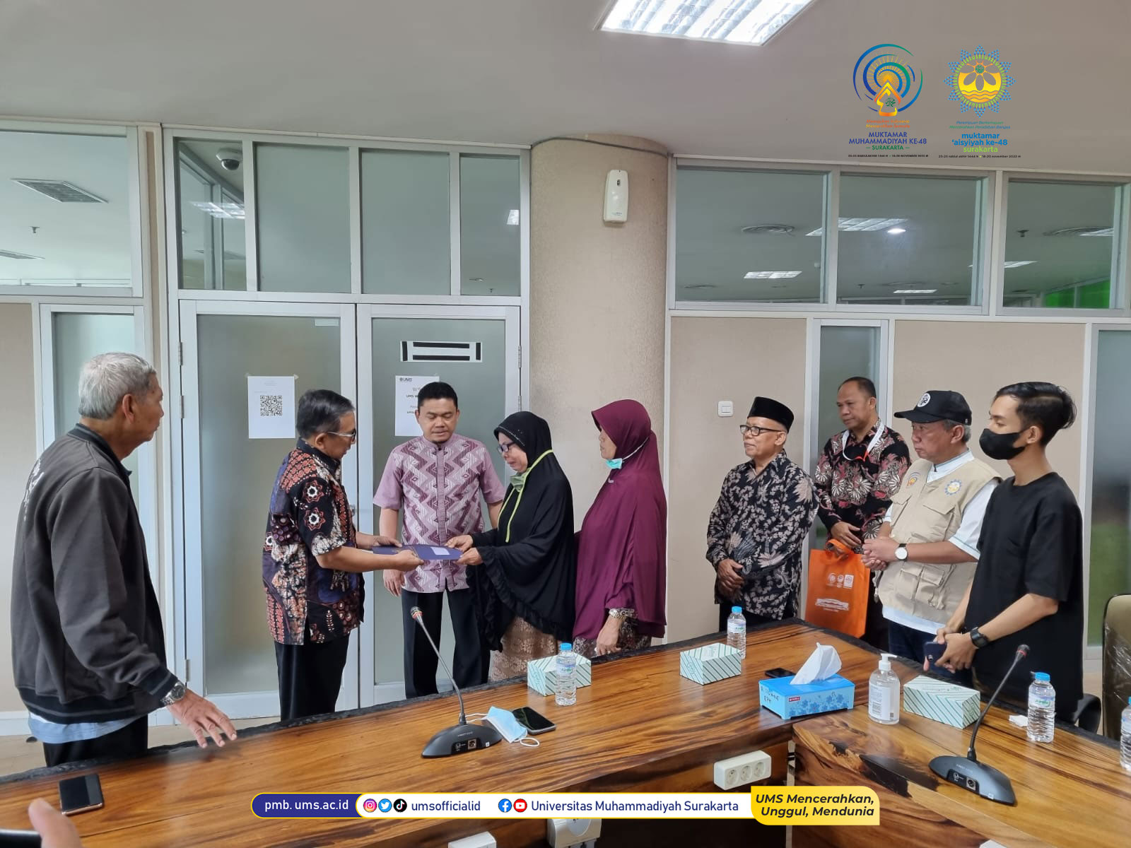 Read more about the article Duka dari Penggembira Muktamar ke 48 Muhammadiyah dan Aisyiyah di Solo