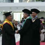 Read more about the article Bupati Karanganyar Jadi Salah Satu Wisudawan UMS, Juliatmono : UMS Bentuk SDM Unggul yang Bercirikan Nilai Islam