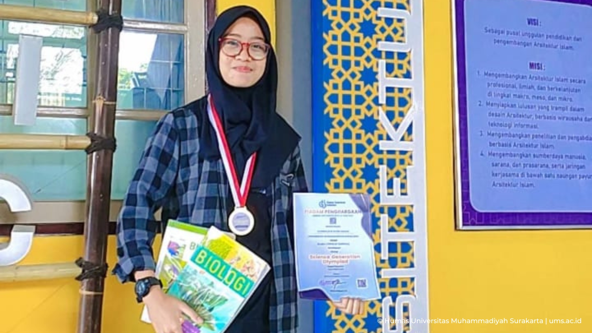 Read more about the article Inspiratif! Mahasiswa Arsitektur UMS Juara 1 Nasional Ajang Biologi Science Generation