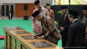 Read more about the article Dalam Pengukuhan PWA dan PWM Jateng, UMS Akan Tambah Fasilitas Museum Peradaban Islam Asia Tenggara
