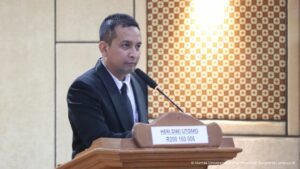 Read more about the article Teliti Advokasi dan Putusan Hakim Berbasis Transedental, Heri Raih Doktor