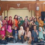 Read more about the article Cegah Stunting di Gilingan Surakarta, Tim PKM UMS Bentuk Tim Guyub Tandang