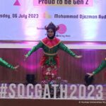 Read more about the article Seru! Menari dan Bernyanyi Bersama pada Malam Socgath 2023 LBIPU UMS