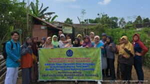 Read more about the article Tim P2AD Pendidikan Biologi FKIP UMS Lakukan Edukasi Manfaat TOGA