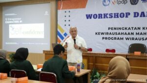 Read more about the article Bekali Mahasiswa WMK UMS 2023, Edwin Bedah Rahasia Sukses Berwirausaha