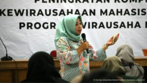 Read more about the article Peserta WMK UMS Kenali Pentingnya Legalitas Industri