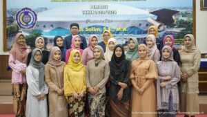 Read more about the article FEB UMS Bekali 357 Calon Wisudawan Tentang Pilihan Karir