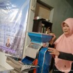 Read more about the article Tim UMS Dampingi Kelompok Wanita Tani Sri Rejeki, Tingkatkan Produksi Jamu Instan