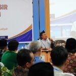 Read more about the article Bacakan Puisi di Depan Peserta Konferensi Mufasir Muhammadiyah, Kiai Cepu Sampaikan Makna Mendalam