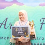 Read more about the article Mahasiswi Ma’had Abu Bakar Ash-Shiddiq UMS Berhasil Raih Juara 2 Cabang Lomba Khithabah Arabic Fair UNS 2023