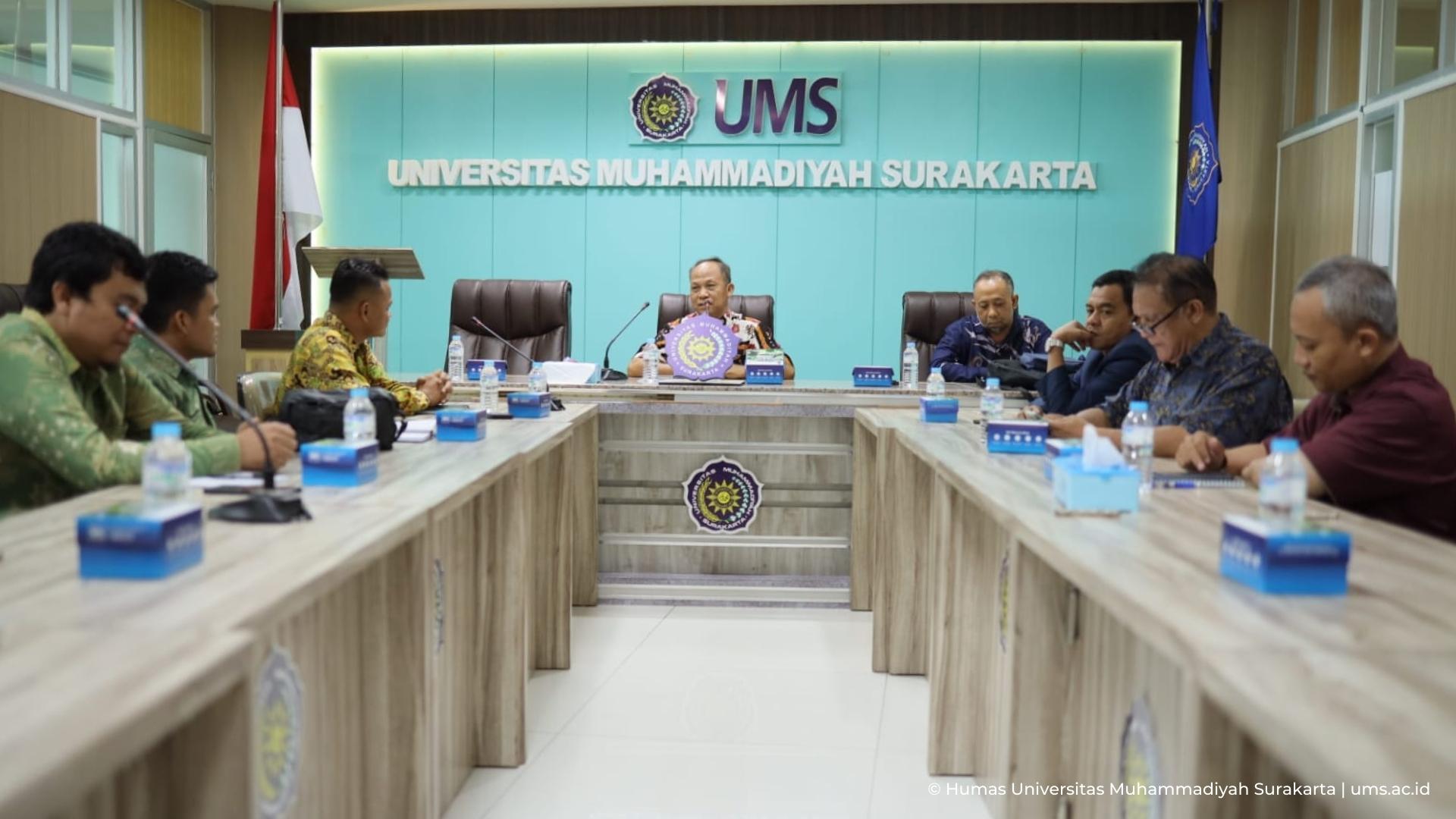 You are currently viewing Universitas Muhammadiyah Jambi Belajar Tata Kelola Perguruan Tinggi ke UMS