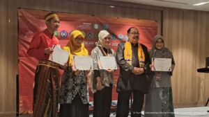 Read more about the article Menangkan Berbabagai Kategori, FK UMS Raih Juara Umum di Ajang Forum Dekan APPKM 2023