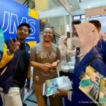 Read more about the article Tak Hanya Siswa, Guru dan Pejabat Turut Ramaikan Booth UMS di Solo Edu Expo 2023