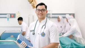 Read more about the article Peringati Hari Perawat Dunia, Prodi Keperawatan UMS Siap Hasilkan Lulusan Kelas Dunia