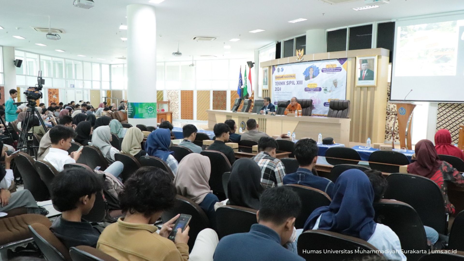 Read more about the article Semnas Teknik Sipil XIII, Tekankan Keselamatan Transportasi