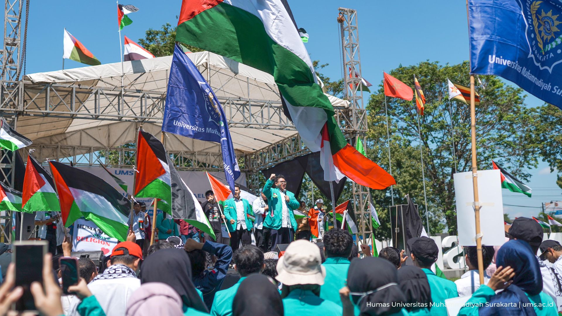 Read more about the article Ribuan Aksi Massa UMS Serukan Kemerdekaan Palestina!