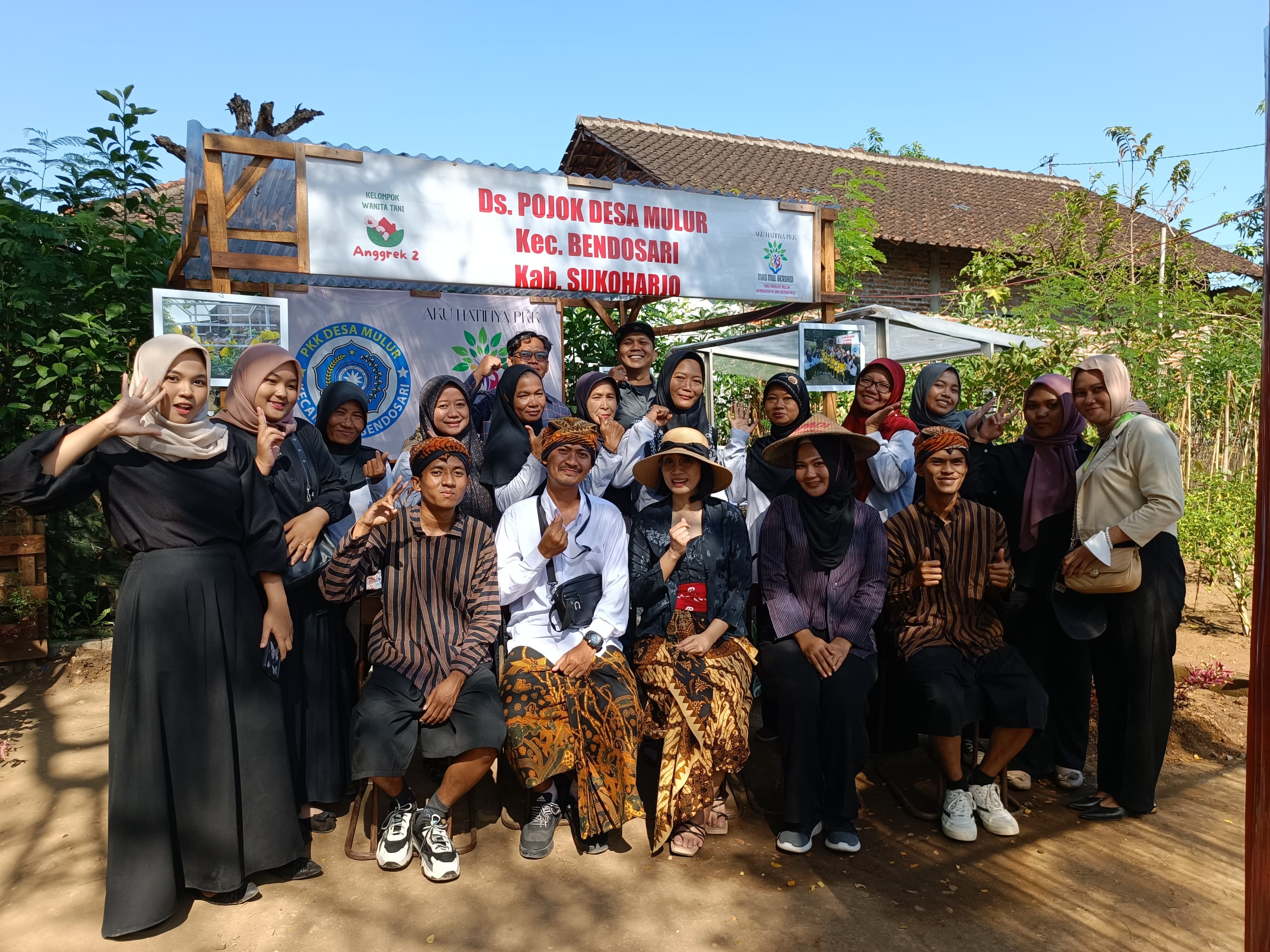 Read more about the article Mahasiswa KKNMAs TIM 31 Bersama Petit Boutique Hotel Melakukan Kunjungan di Desa Wisata Mulur