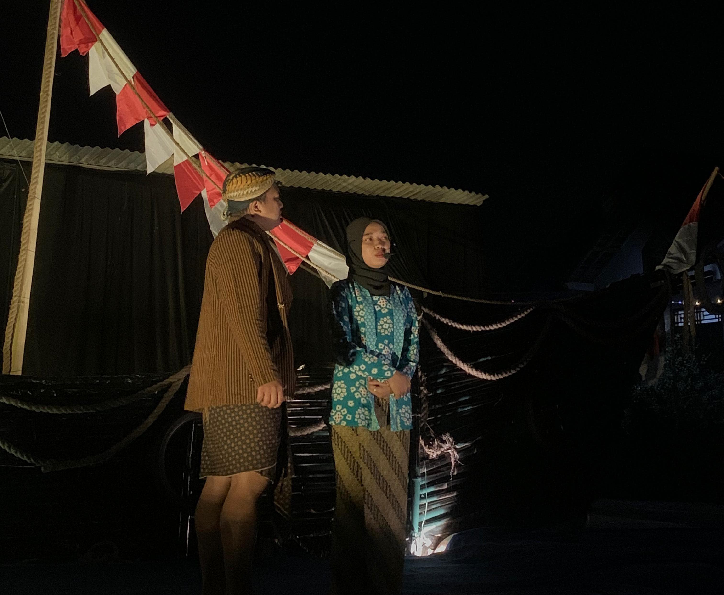 Read more about the article Meriahkan Malam Puncak Tirakatan, TIM KKN MAs 133 Kolaborasi dengan Karang Taruna Ringin Lestari, Sukses Melestarikan dan Memperkuat Persatuan Budaya Lokal