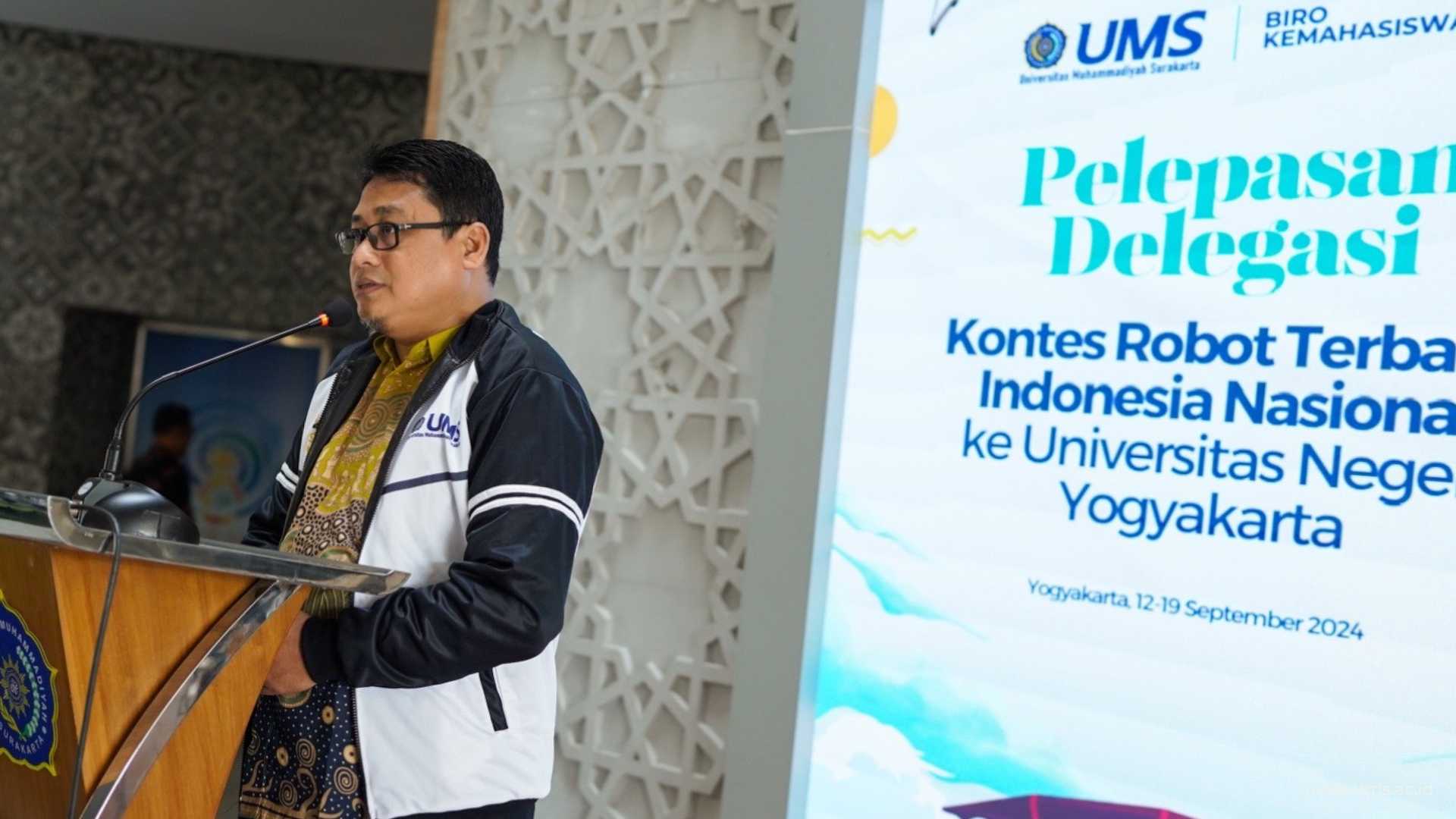 Read more about the article Berkemajuan! UMS Lepas 3 Tim Delegasi ke Kontes Robot Terbang Indonesia Tingkat Nasional 2024