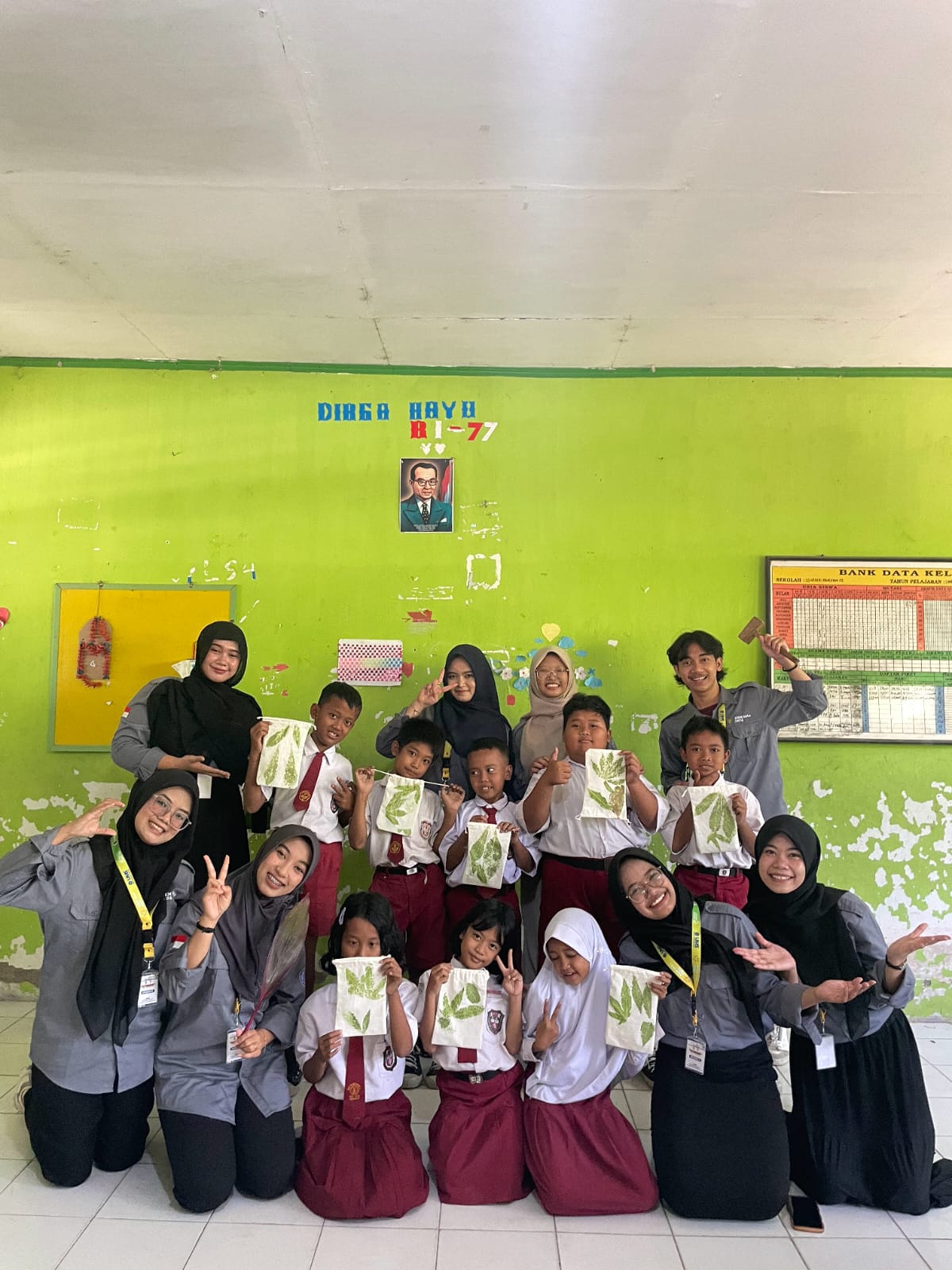 Read more about the article Mahasiswa KKN MAs Desa Mancasan Latih Peserta Didik SDN Mancasan 02 dalam Teknik Ecoprint, Dorong Kreativitas dan Cinta Lingkungan