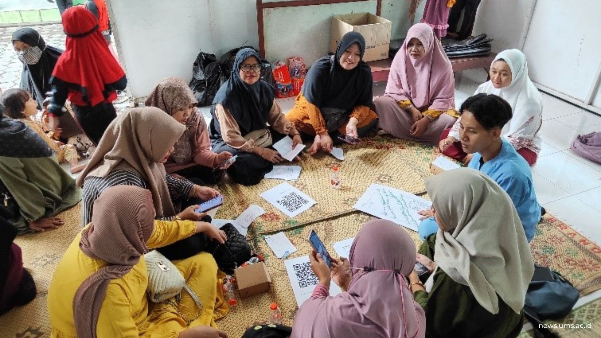 Read more about the article Dosen Fisioterapi UMS Lakukan Uji Coba dan Sosialisasi Alat Ukur Postur Tubuh