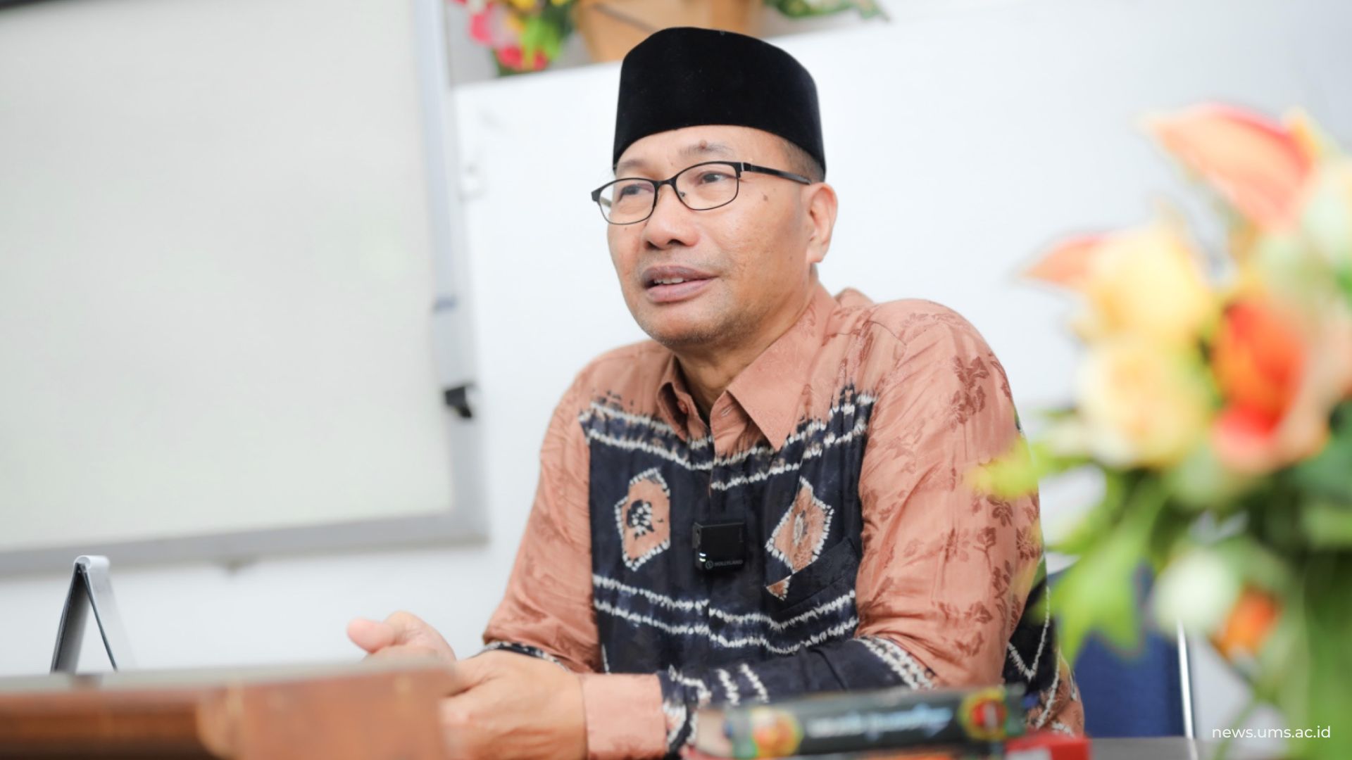 Kabid Pengamalan AIK dan Kaderisasi Pondok Lembaga Pengembangan Pondok Islam dan Kemuhammadiyahan (LPPIK) Universitas Muhammadiyah Surakarta (UMS), Yayuli, S.Ag., M.P.I. (Foto Humas UMS)