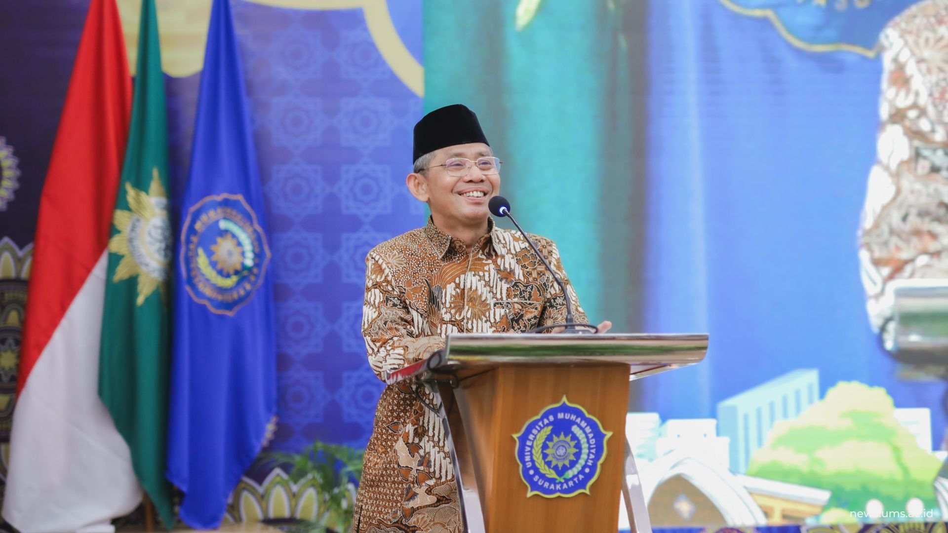 Ketua Pimpinan Pusat Muhammadiyah Bidang Pendidikan, Budaya, dan Olahraga Prof. Dr. Irwan Akhib, M.Pd.