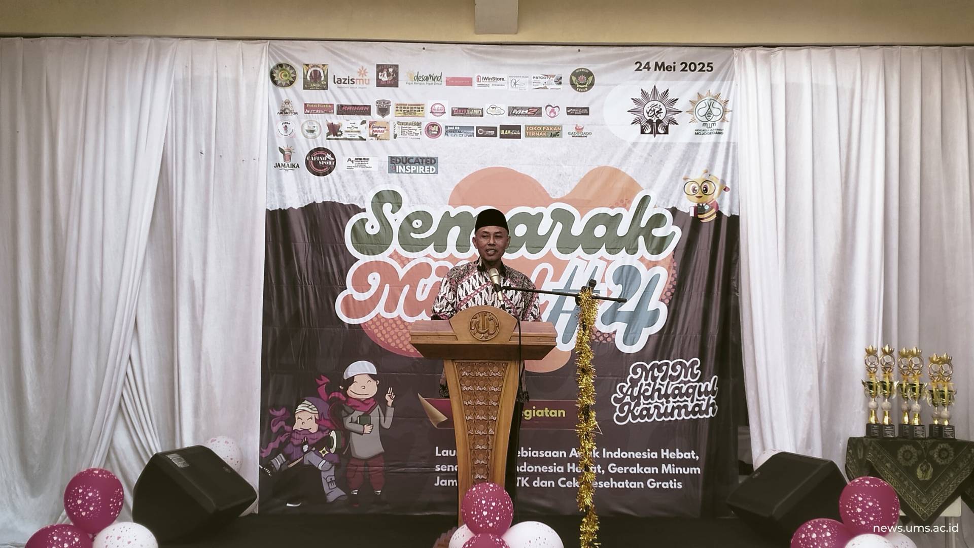 Prof Harun memberikan sambutan diacara Milad MIM AKA Mojogedang