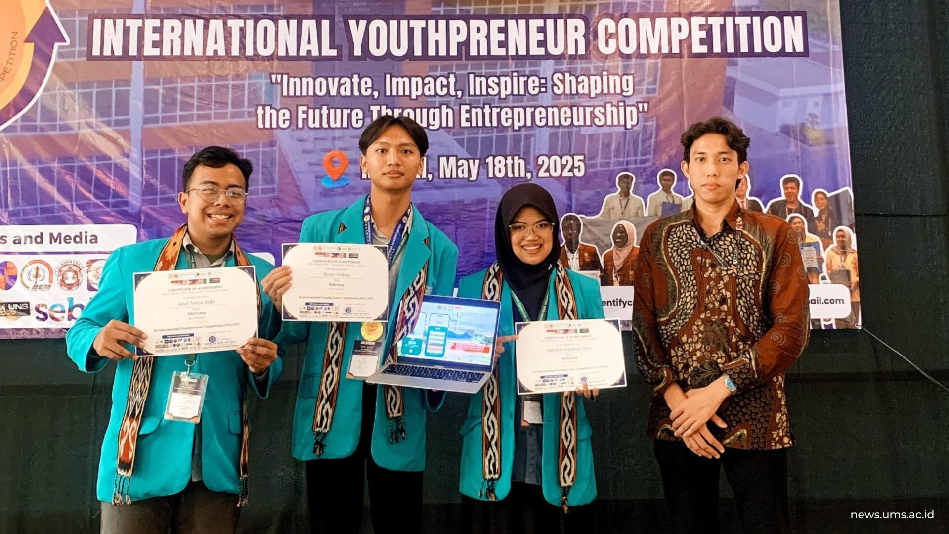 (Dari kiri) Arief Surya Adhi, Dizzo Violeta, Salsabila Khoirun Nisa