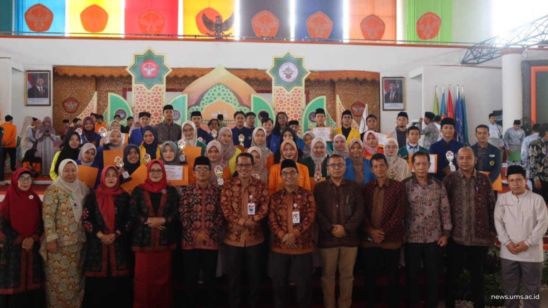 Para peserta yang mendapatkan juara dalam ajang Musabaqah Tilawatil Qur’an Mahasiswa Internasional Se-Asia Tenggara. Dok. Pribadi
