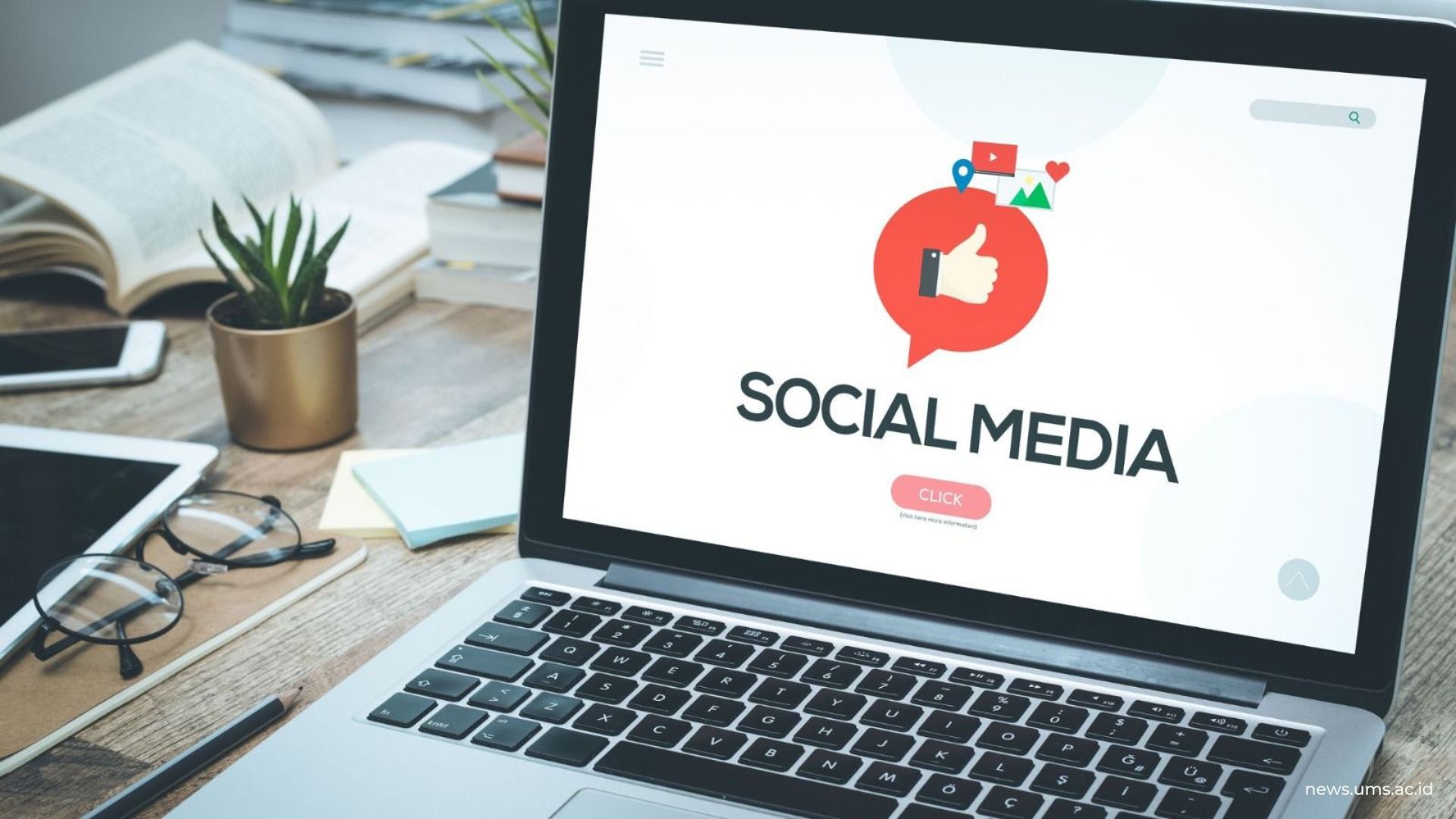 Ilustrasi Pengelolaan Sosial Media. Foto: Canva
