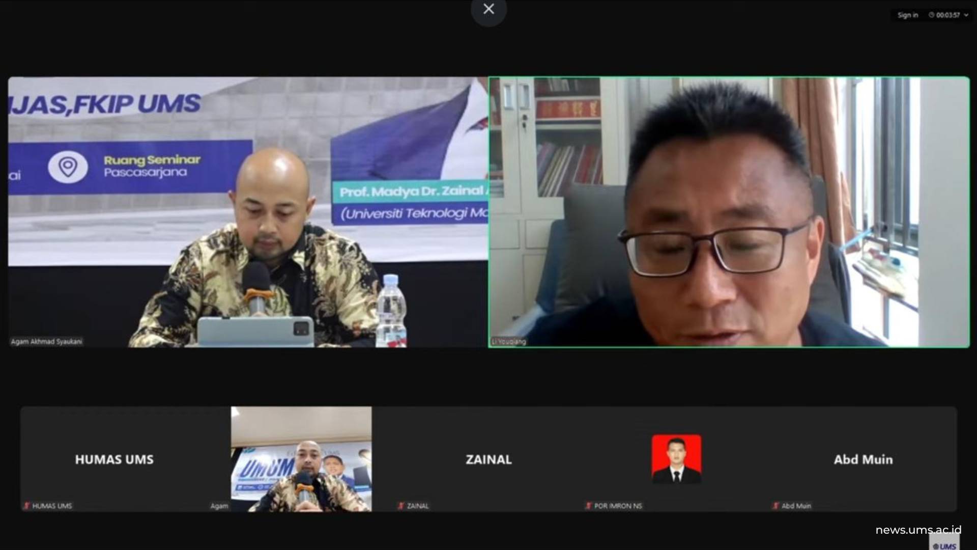 Dosen Shanghai University of Sport Prof. Li Youqiang (kanan) tengah mempresentasikan pendidikan jasmani di Cina.