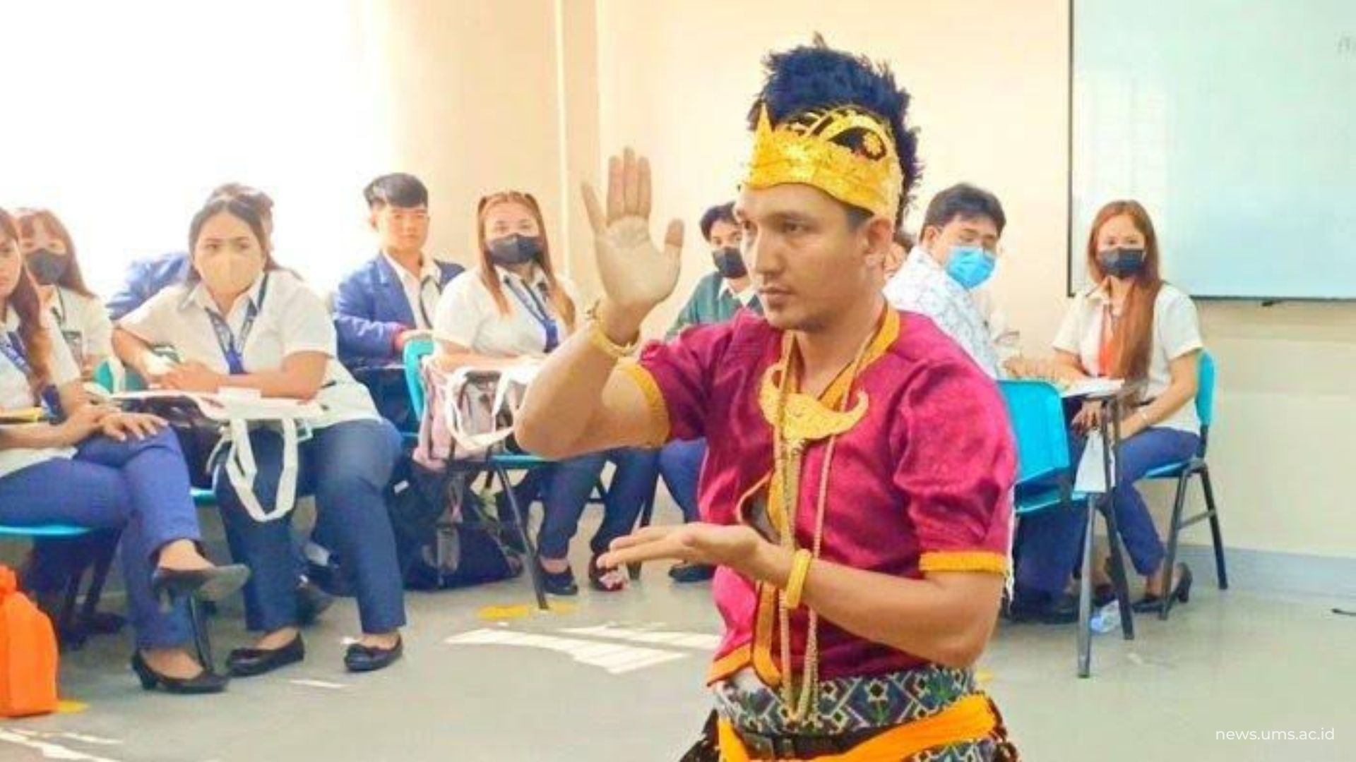Pengenalan Budaya oleh Dosen PGSD UMS