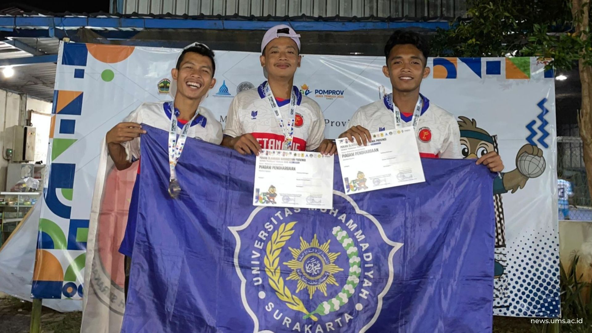 Tim Pentaque UMS nomor Triple Man