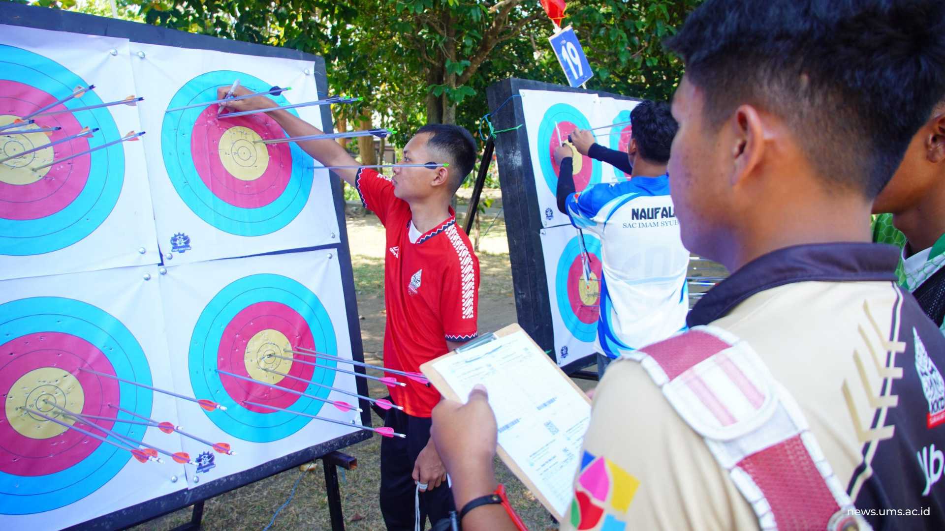 Prosesi perhitungan skor masing-masing peserta.