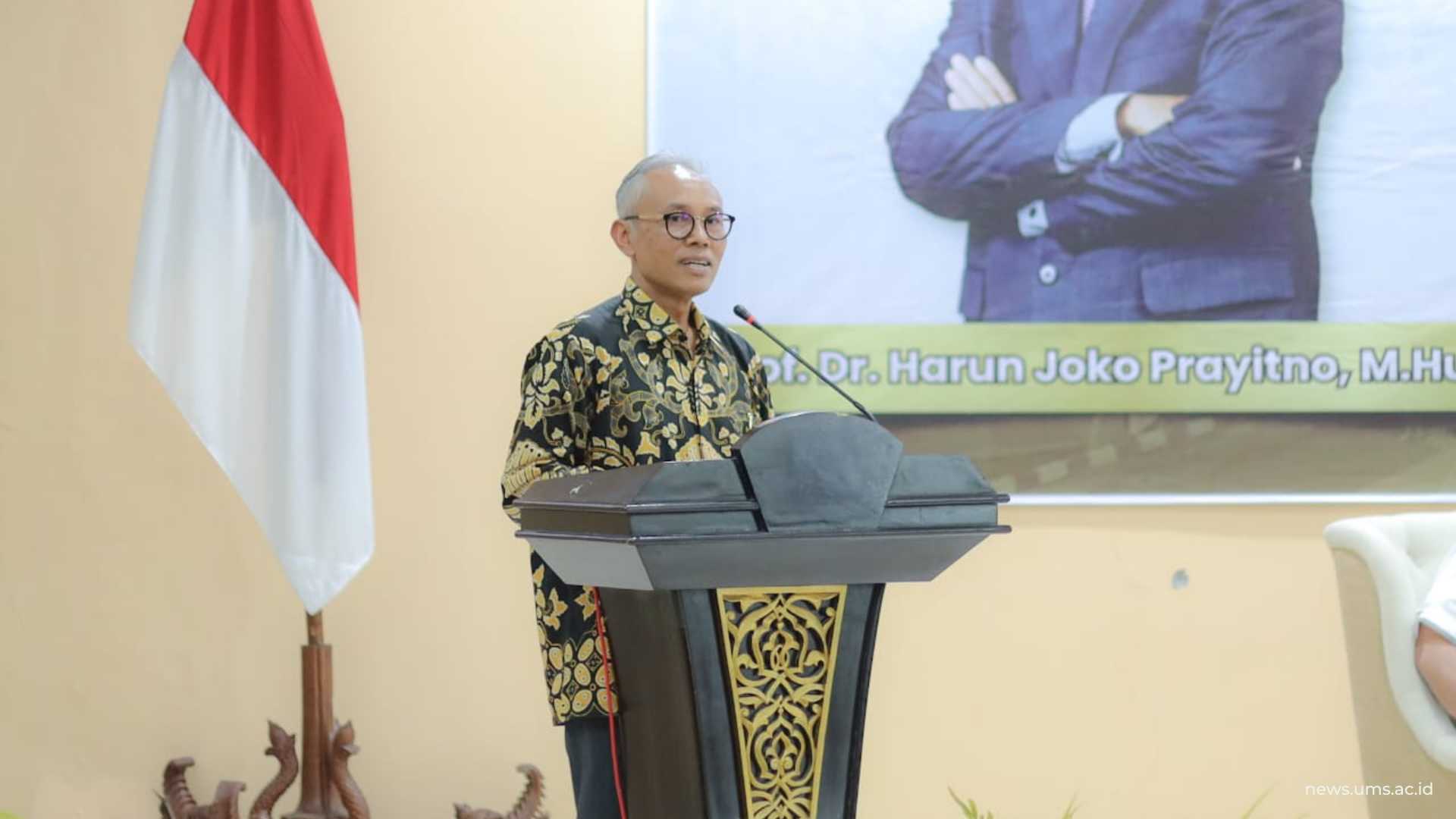 Laporan dan sambutan Plt. Kepala LLDIKTI WILAYAH VI, Prof. Dr. Harun Joko Prayitno, M.Hum